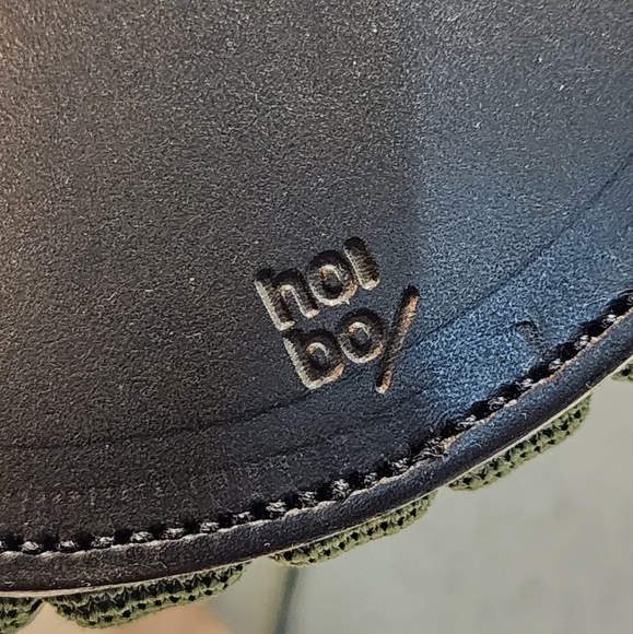 Olive Green Ribbed Crossbody Bag - Picture 5 of 9